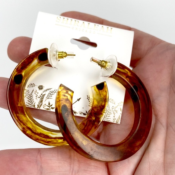 NEW Shiraleah Faux Tortoise Shell Boho Chic C Hoop Earrings - Picture 7 of 9